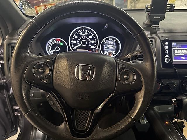 Used 2021 Honda HR-V Sport image 17