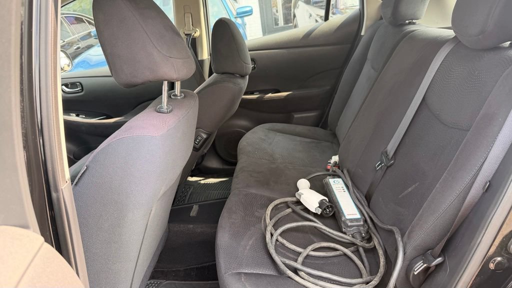 Used 2013 Nissan Leaf FWD image 5