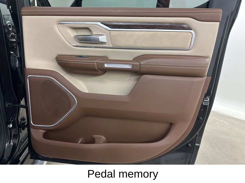 Used 2019 RAM 1500 Laramie image 25