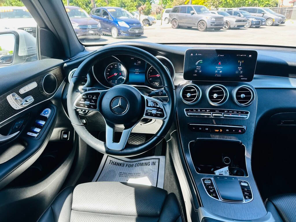 Used 2020 Mercedes-Benz GLC 300 4MATIC image 10