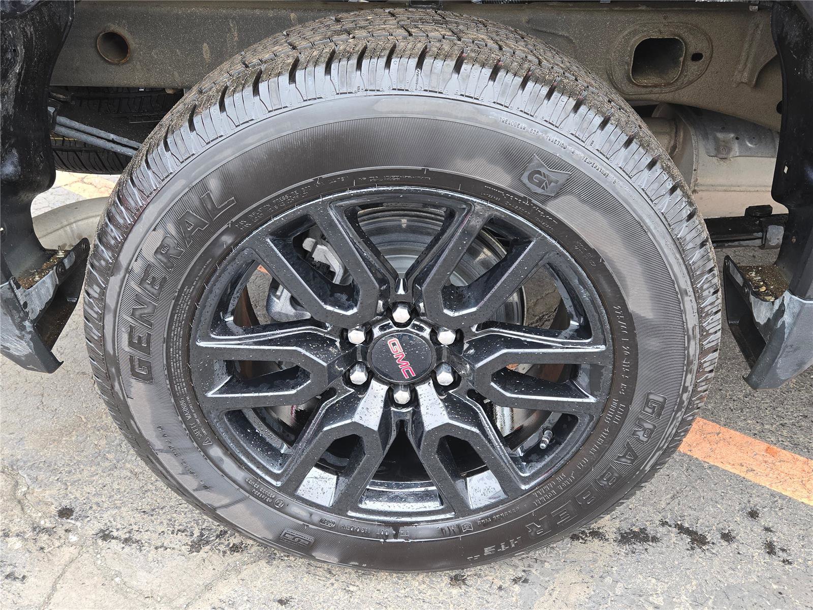 Used 2025 GMC Sierra 1500 Elevation AWD/4WD image 12