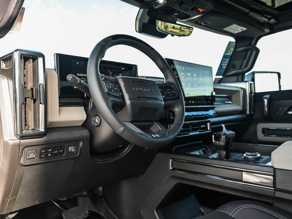 New 2026 GMC Hummer EV 4x4 Crew Cab w/ LPO, Dark Essentials Package image 16