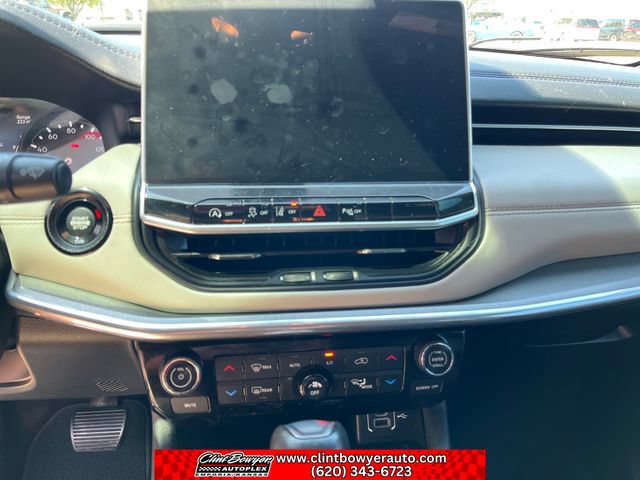 Used 2023 Jeep Compass Limited AWD/4WD image 18