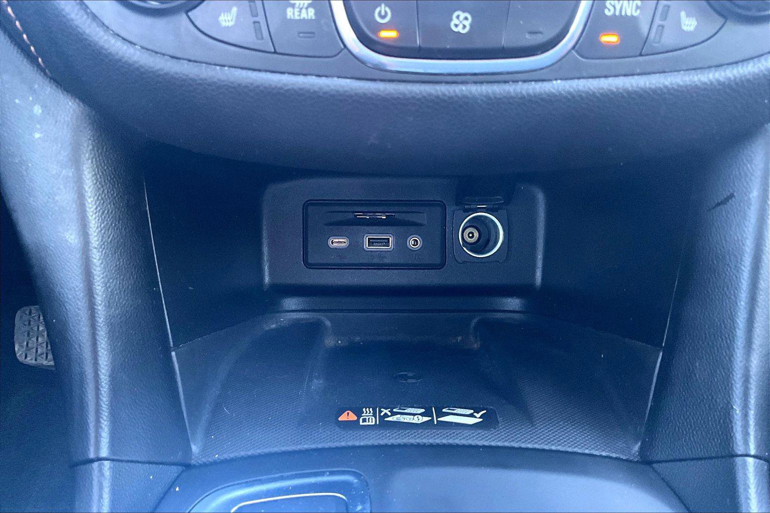 Used 2021 Chevrolet Equinox Premier AWD/4WD image 31