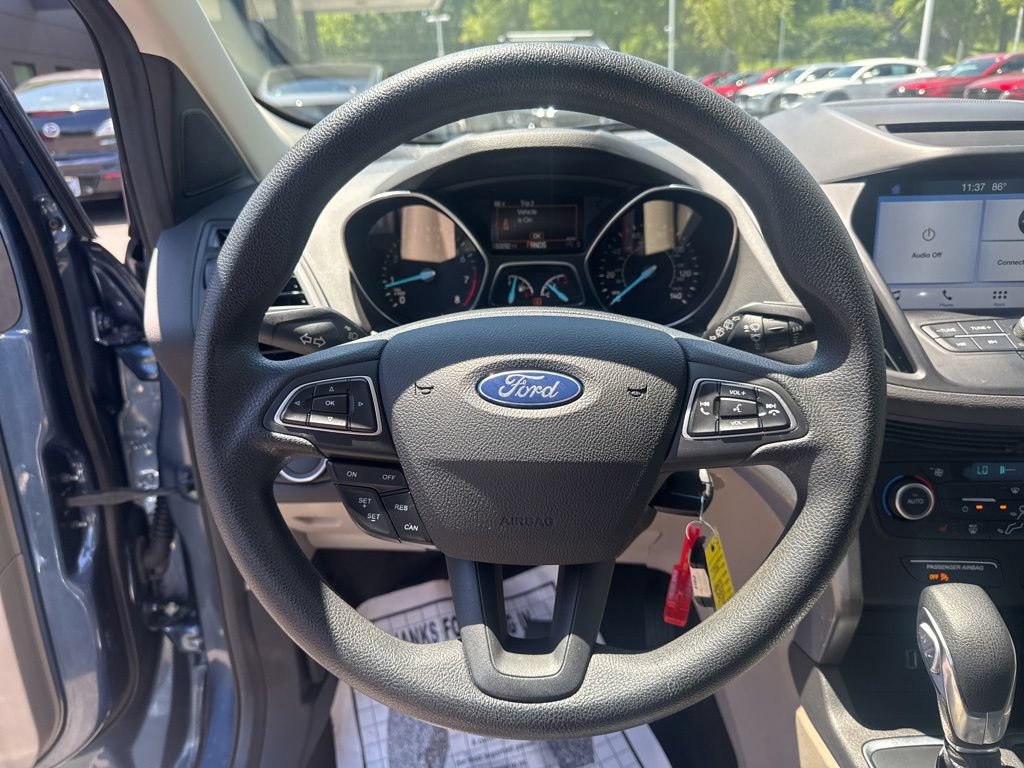 Used 2018 Ford Escape SE w/ SE Sync 3 Package FWD image 14