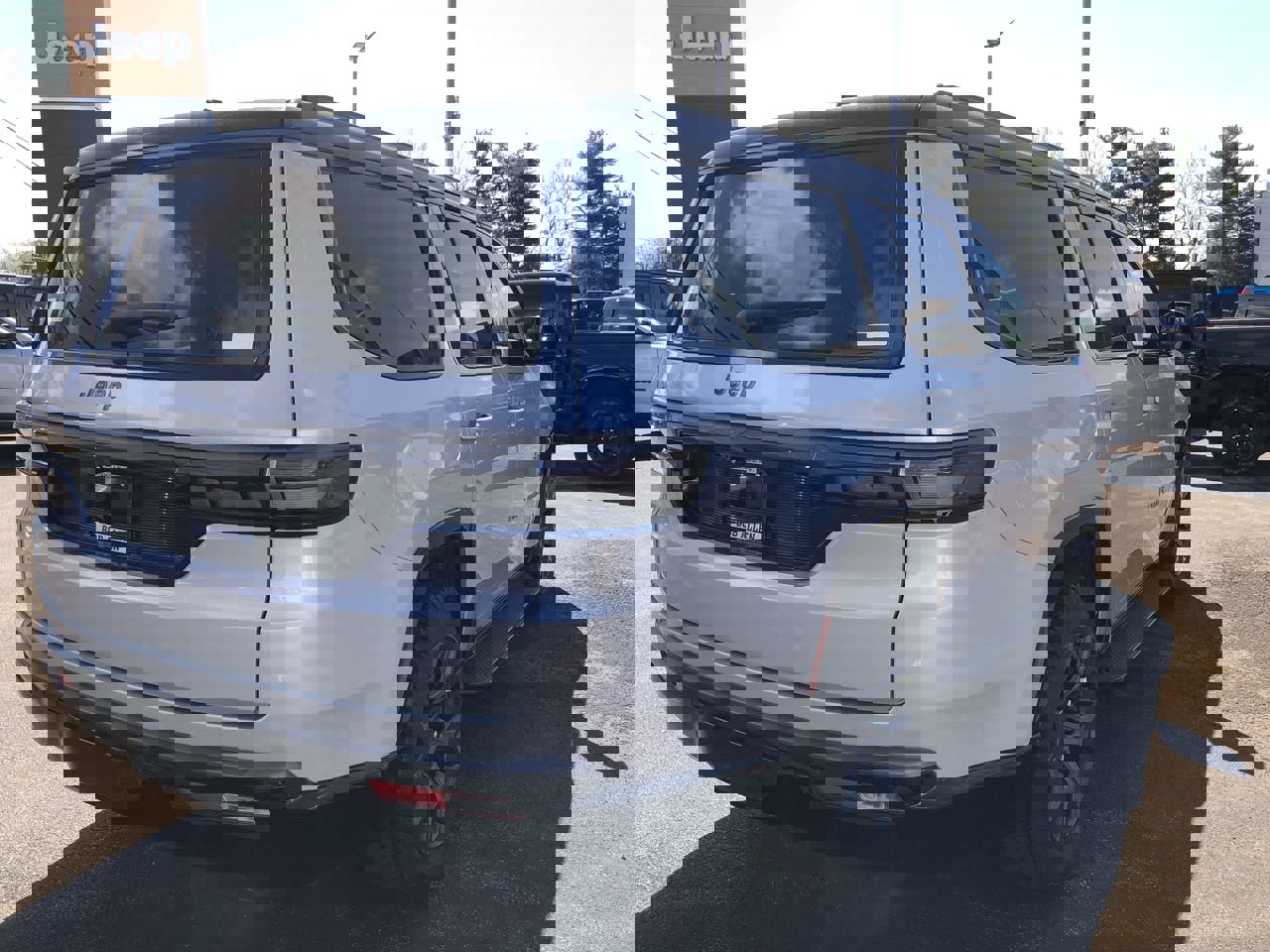 New 2026 Jeep Grand Wagoneer 4WD image 13