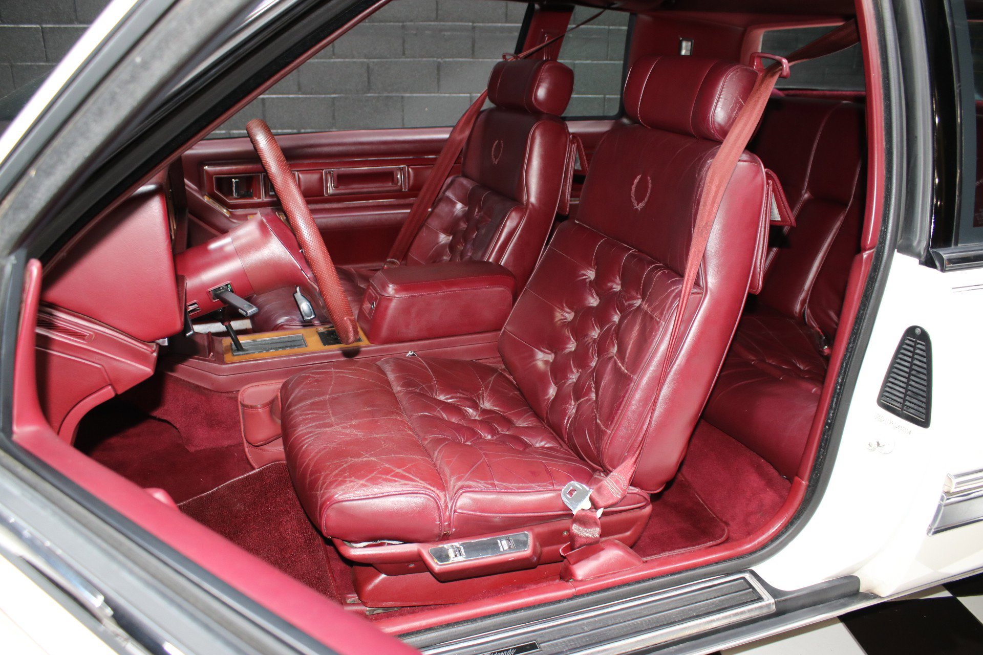 Used 1988 Cadillac Eldorado Coupe image 3