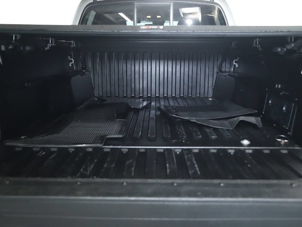 Used 2023 Toyota Tacoma SR AWD/4WD image 27