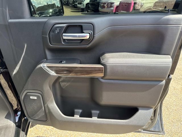 Used 2021 Chevrolet Silverado 1500 LT Trail Boss w/ Convenience Package II image 18