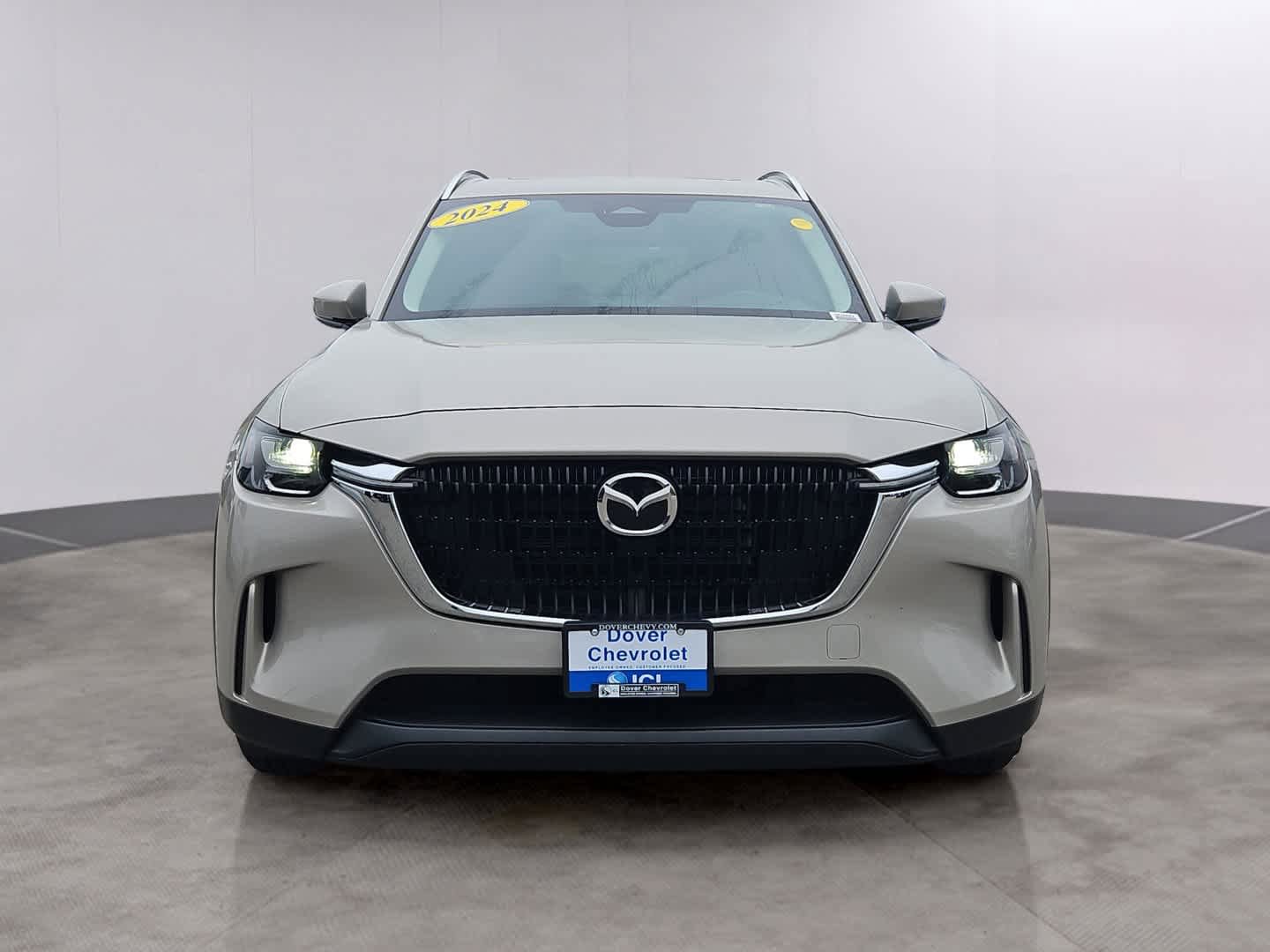 Used 2024 MAZDA CX-90 Plug-In Hybrid w/ Preferred AWD/4WD image 2