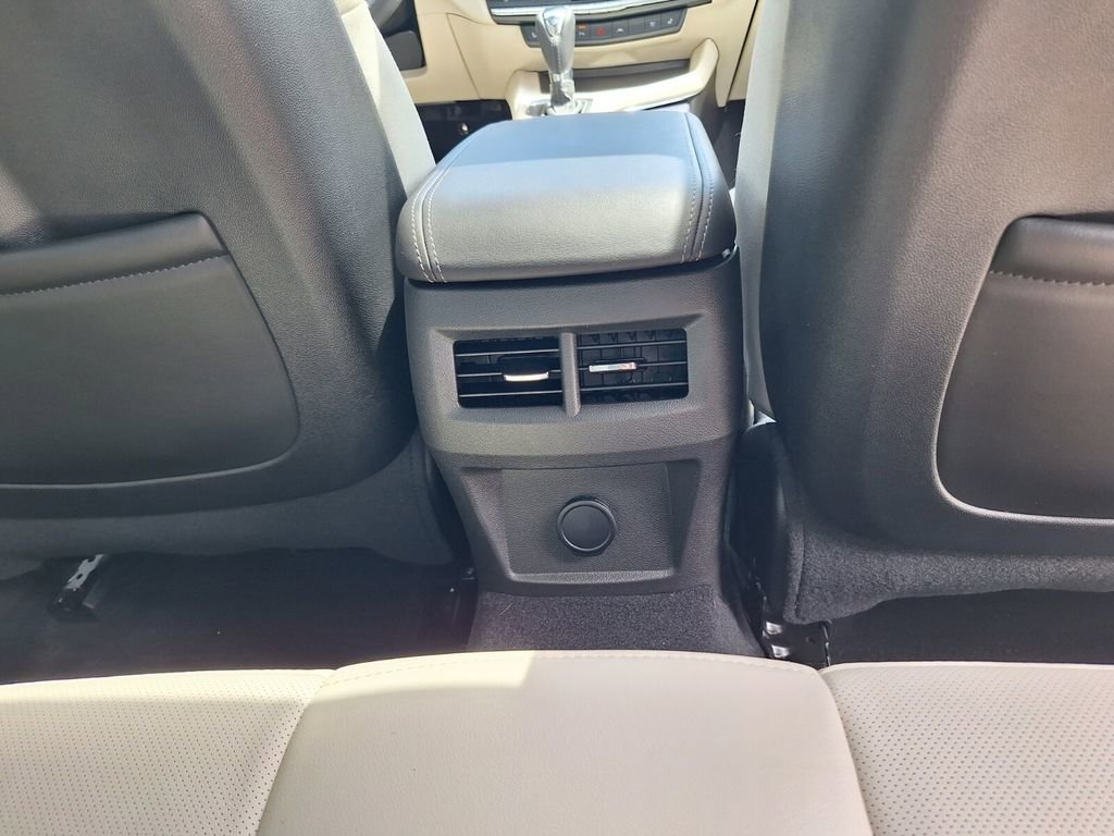 Used 2025 Cadillac CT4 Premium Luxury RWD image 31