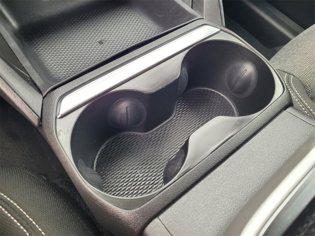 Used 2025 GMC Terrain Elevation image 22