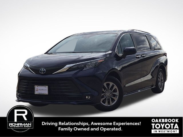 Used 2025 Toyota Sienna XLE