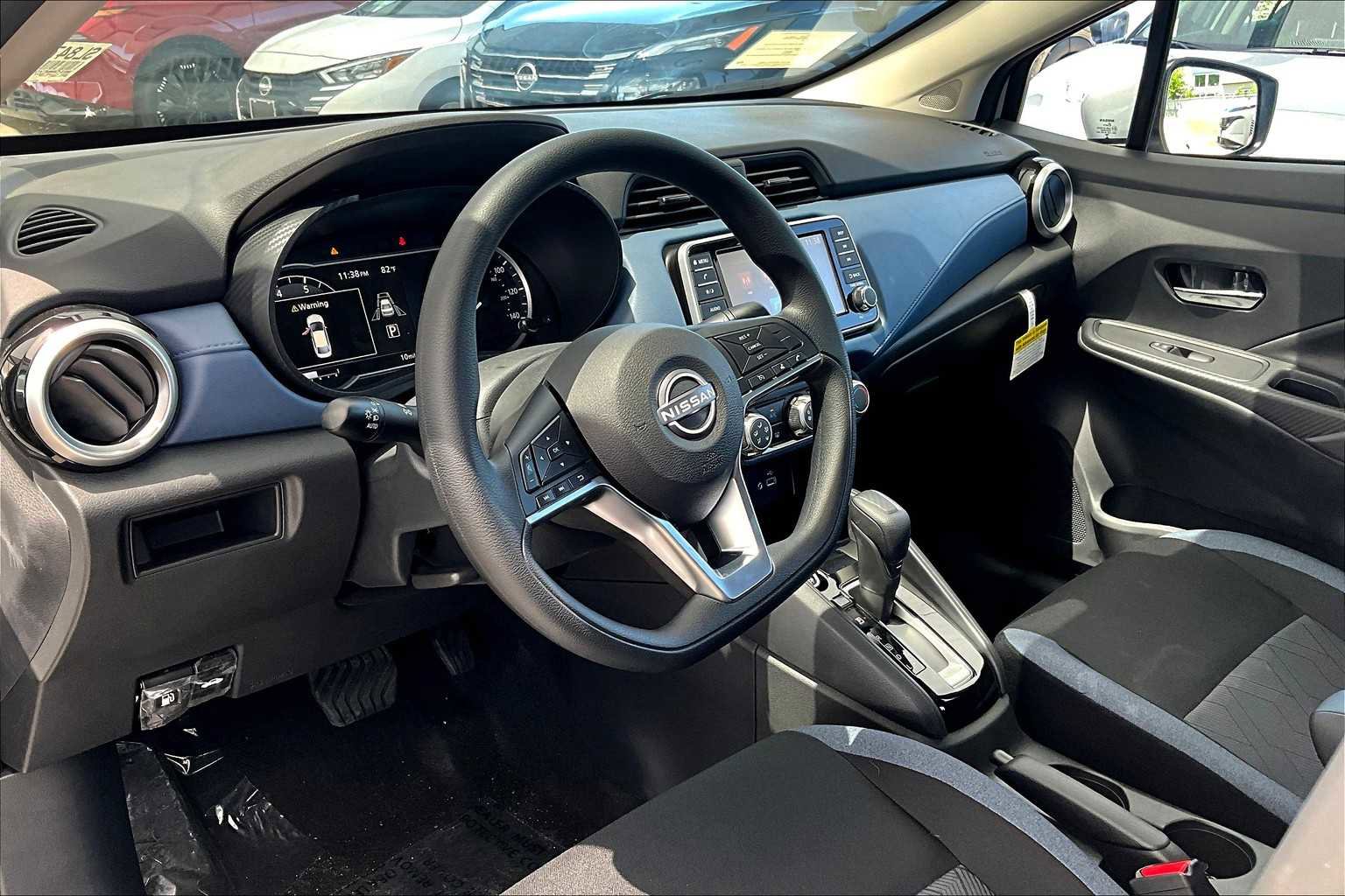 Used 2025 Nissan Versa SV w/ Trunk Package FWD image 10