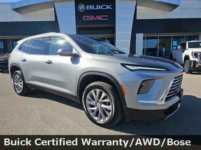 Certified 2025 Buick Enclave Preferred image 1