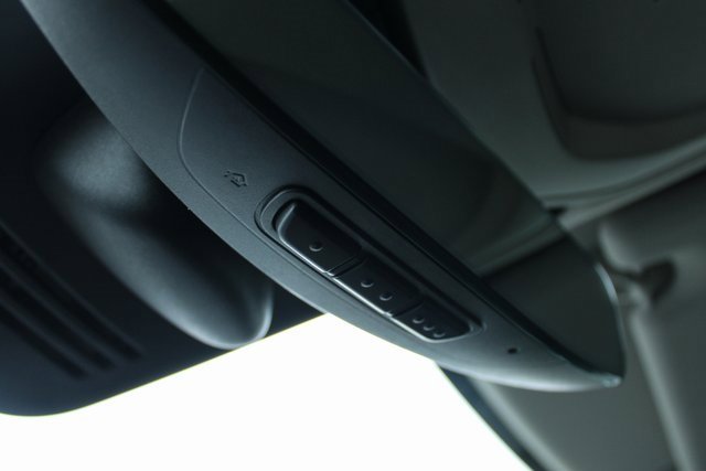 Used 2025 Volvo V60 B5 Cross Country Plus image 29