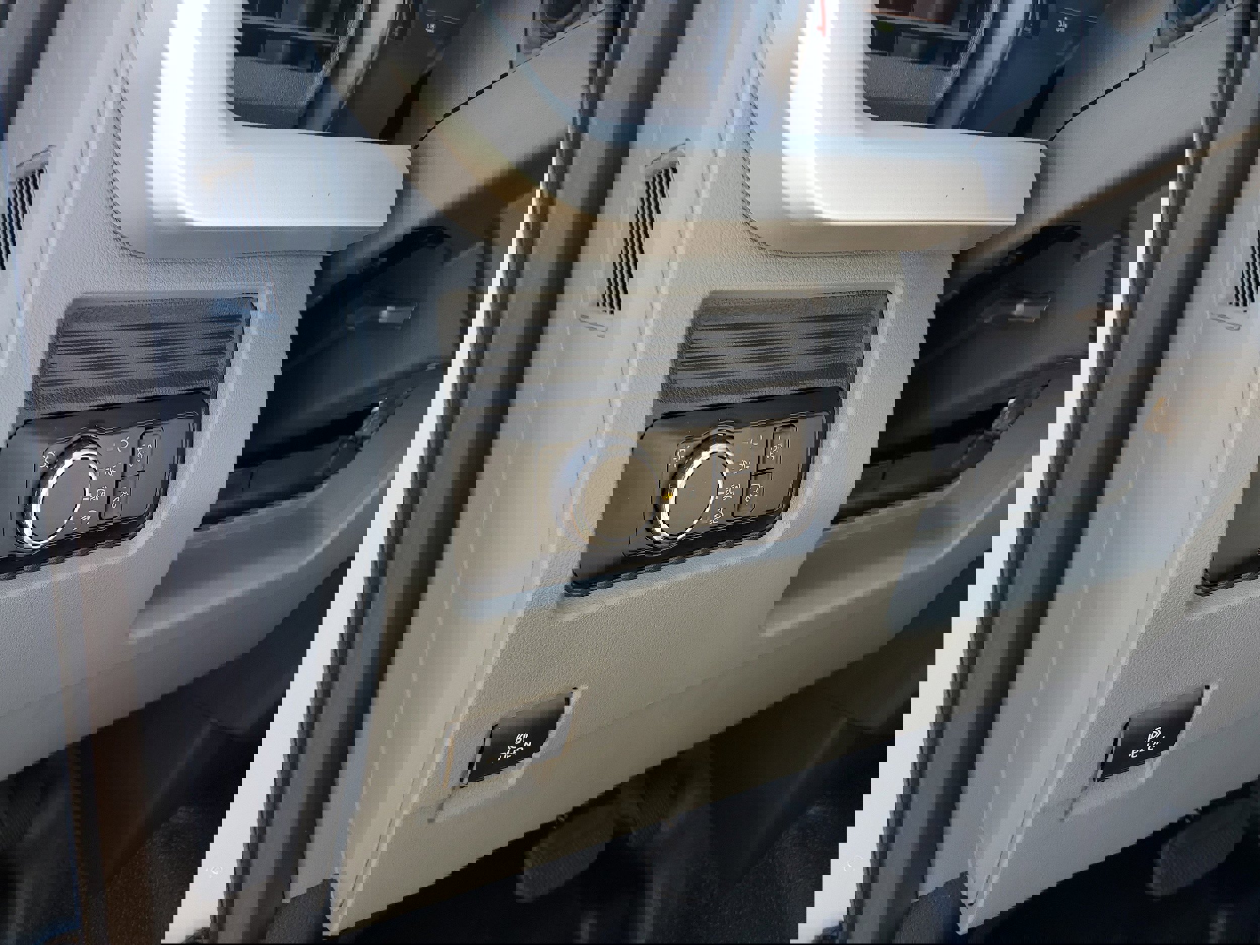 New 2026 Ford F550 4x4 Regular Cab Super Duty image 12