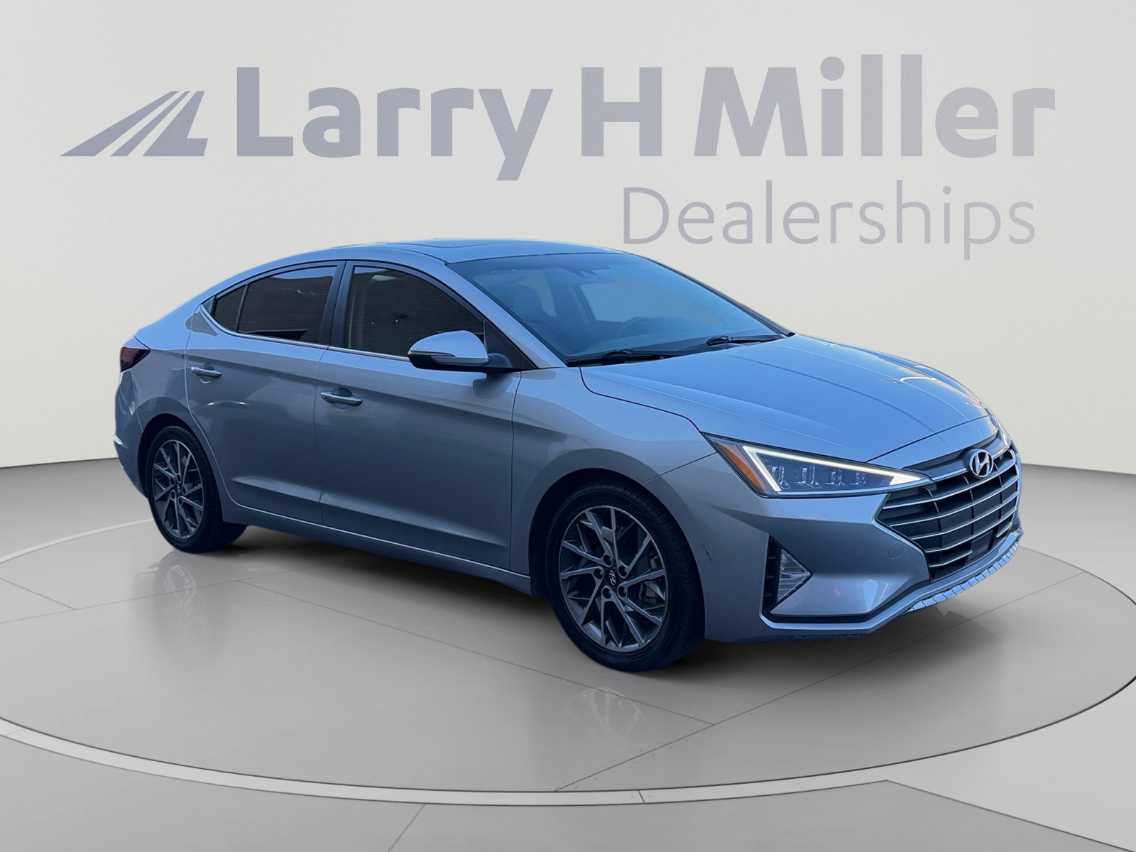 Used 2020 Hyundai Elantra Limited w/ Ultimate Package 03 FWD image 7