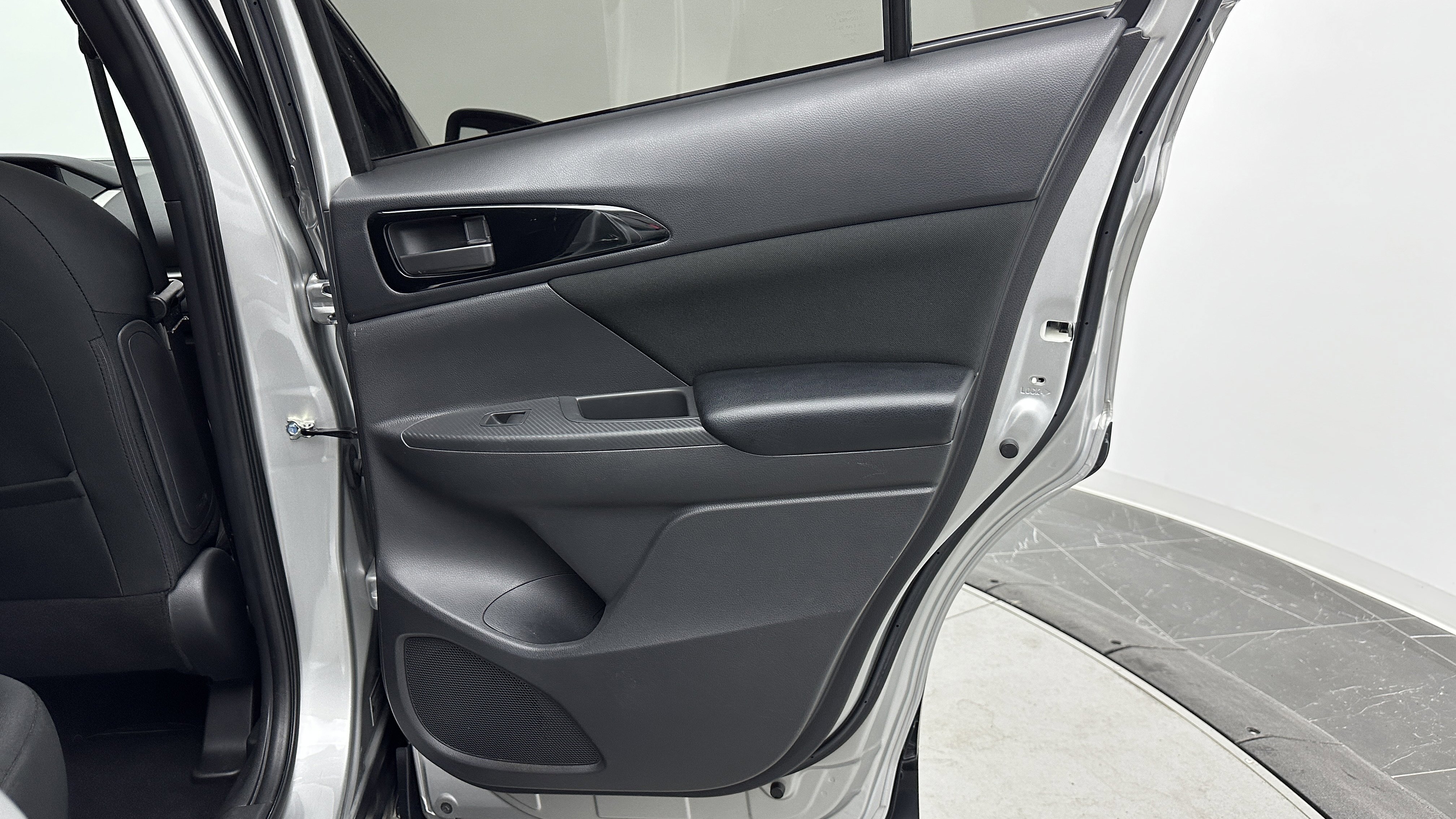 Used 2019 Mitsubishi Eclipse Cross ES AWD/4WD image 28