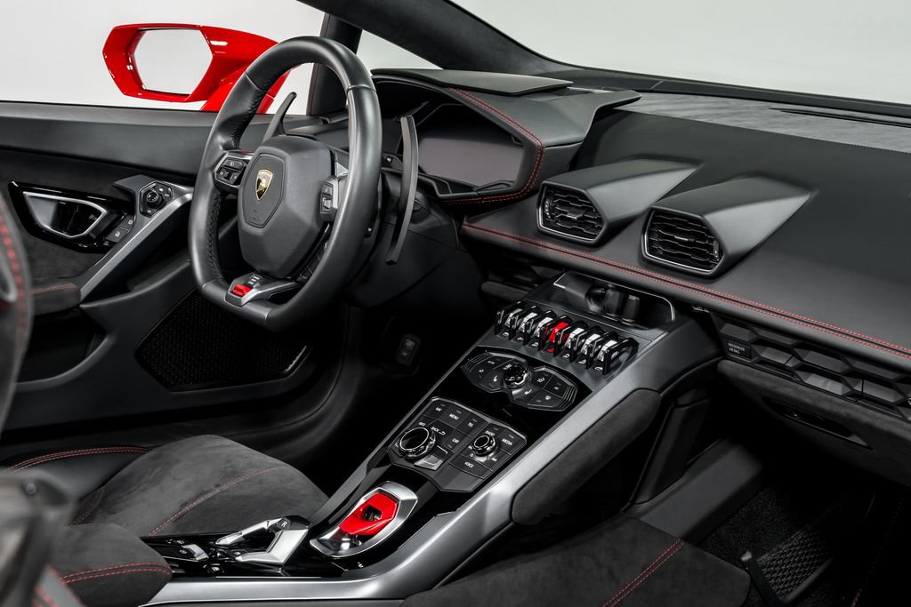 Used 2019 Lamborghini Huracan LP 580-2 image 29