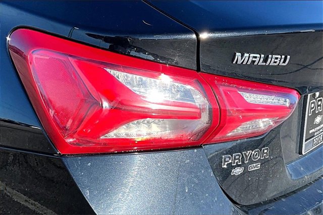 Used 2021 Chevrolet Malibu LT image 22