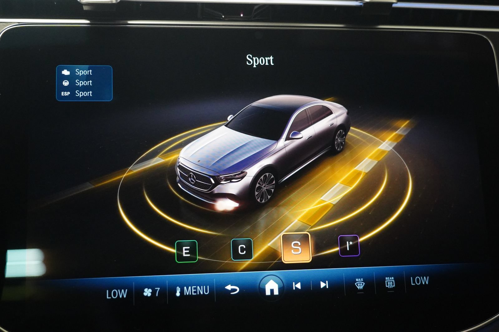 New 2027 Mercedes-Benz E 350 4MATIC Sedan image 26