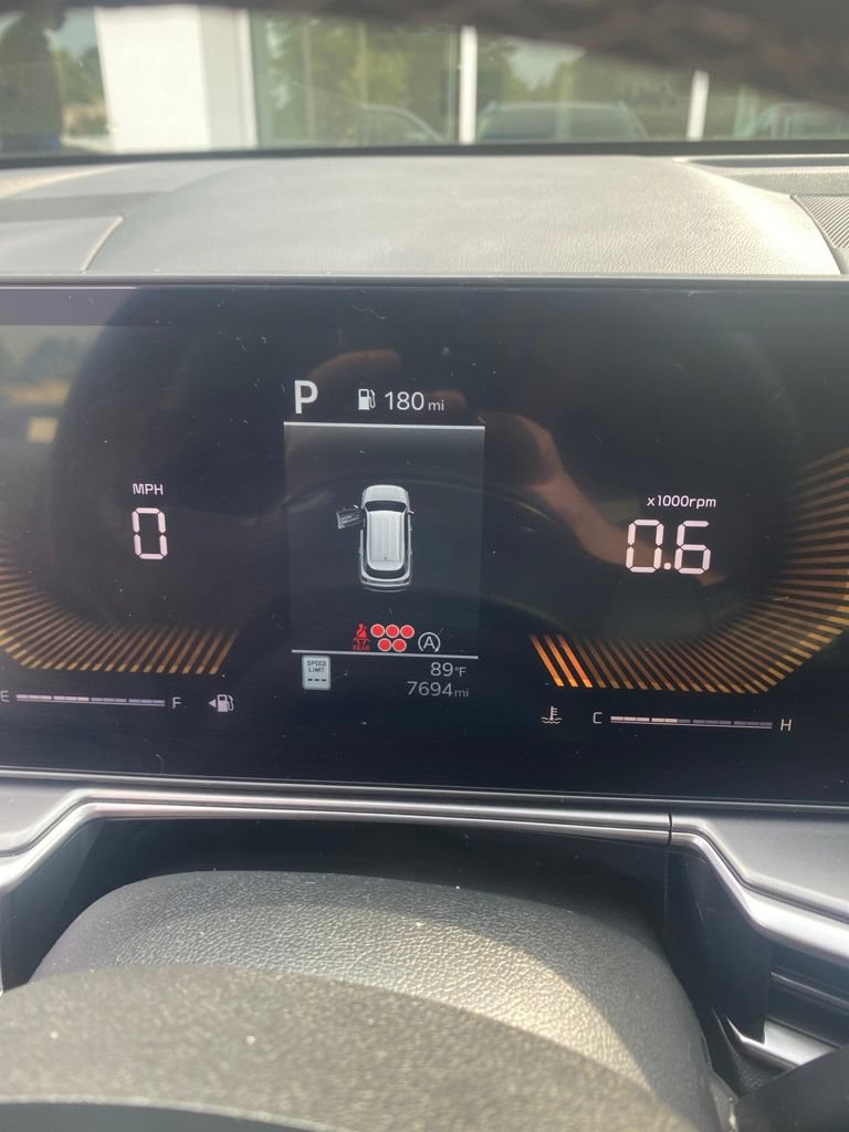 Used 2025 Kia Sorento S w/ Panoramic Sunroof Package FWD image 7