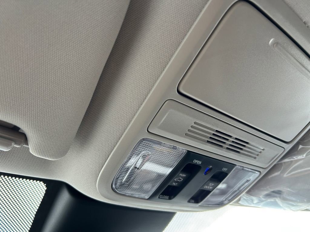 New 2026 Honda Odyssey EX-L image 24