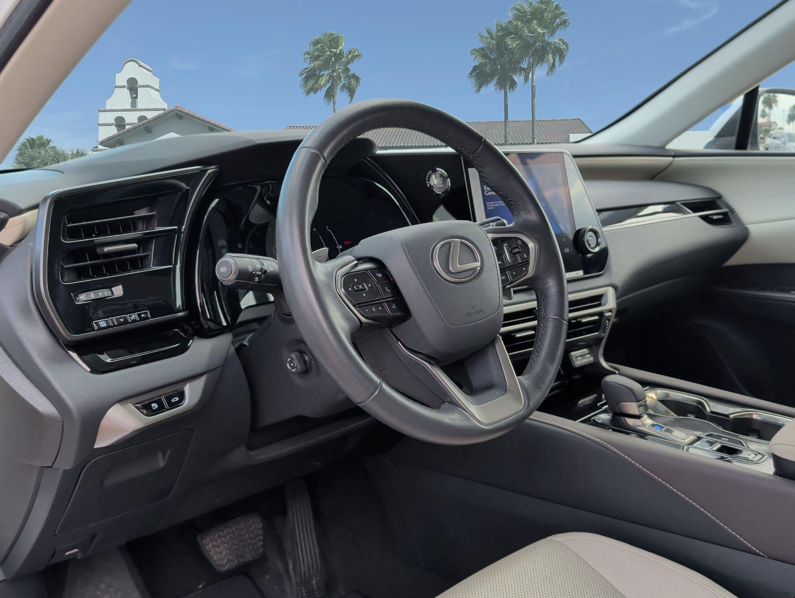 Used 2023 Lexus RX 350 FWD w/ Accessory Package image 12