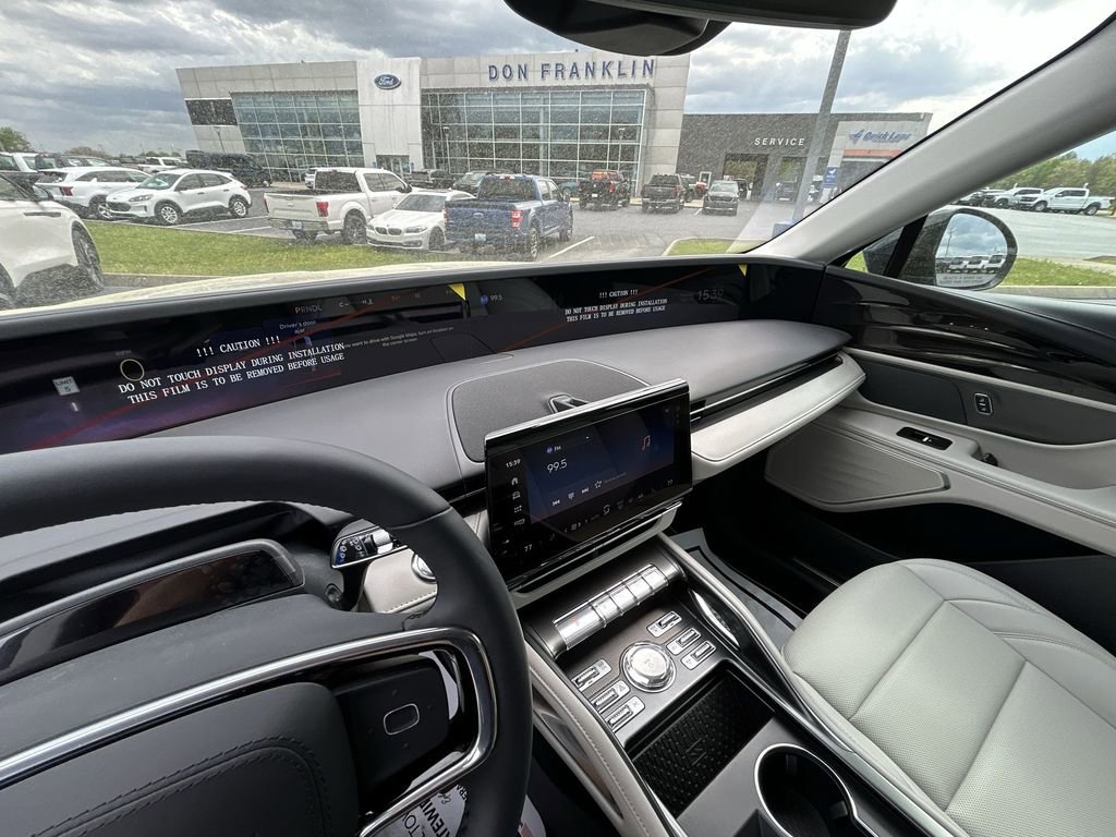 New 2026 Lincoln Nautilus Premier w/ Jet Appearance Package AWD/4WD image 12