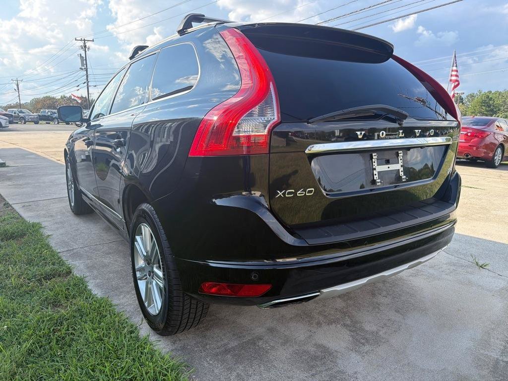 Used 2017 Volvo XC60 T5 Inscription w/ Preferred Option Package FWD image 7