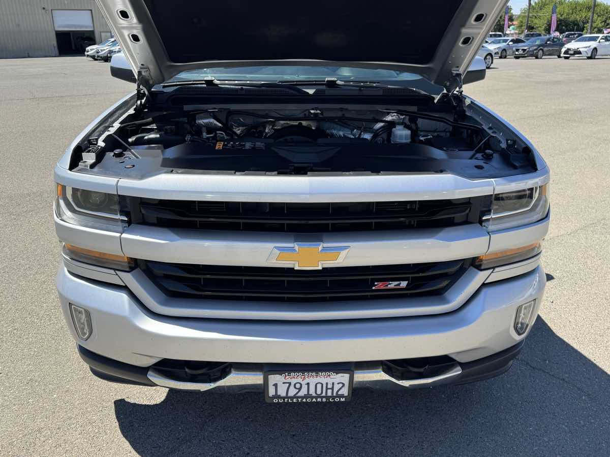 Used 2017 Chevrolet Silverado 1500 LT w/ All Star Edition AWD/4WD image 37