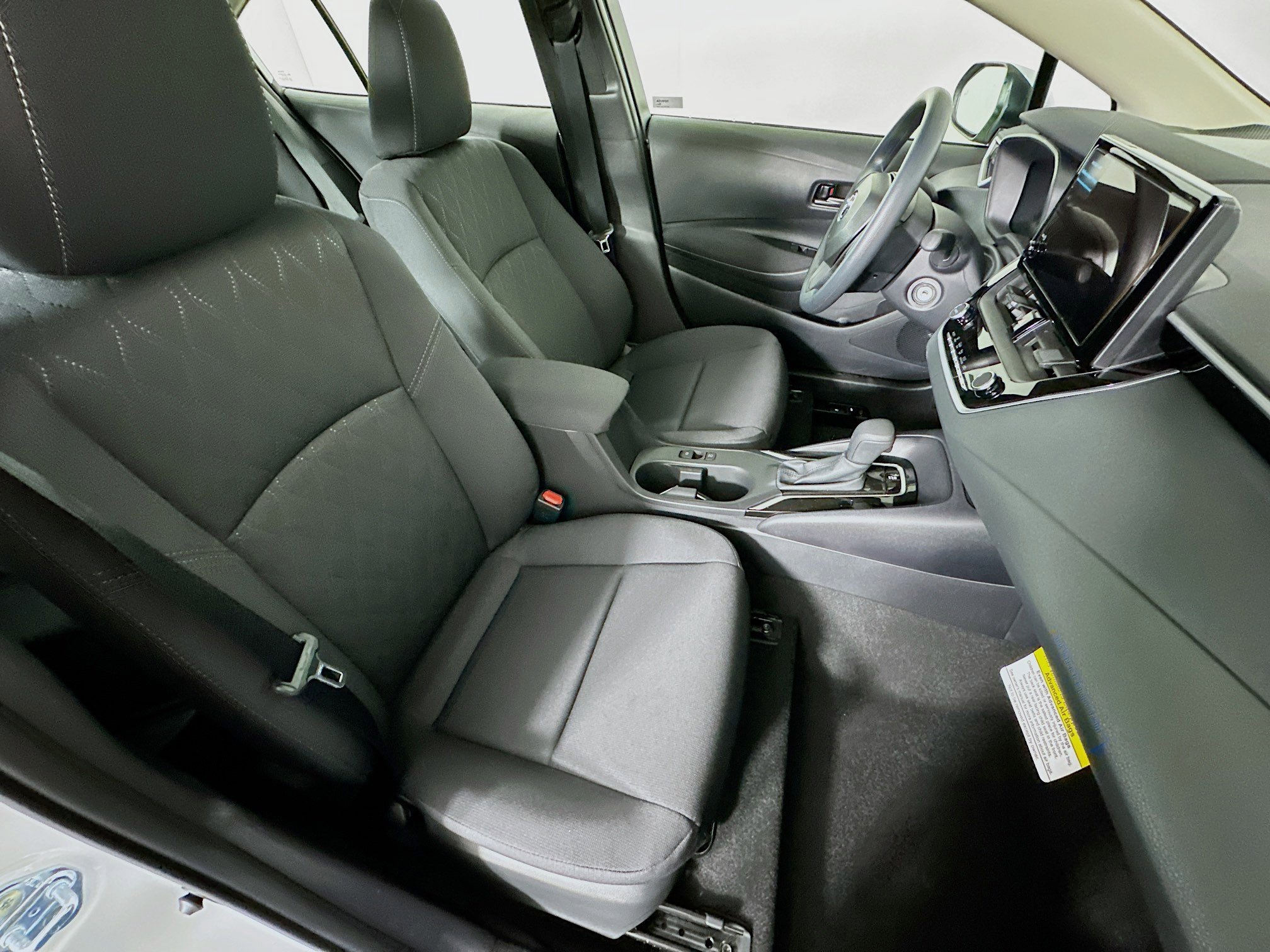 Used 2026 Toyota Corolla LE image 30