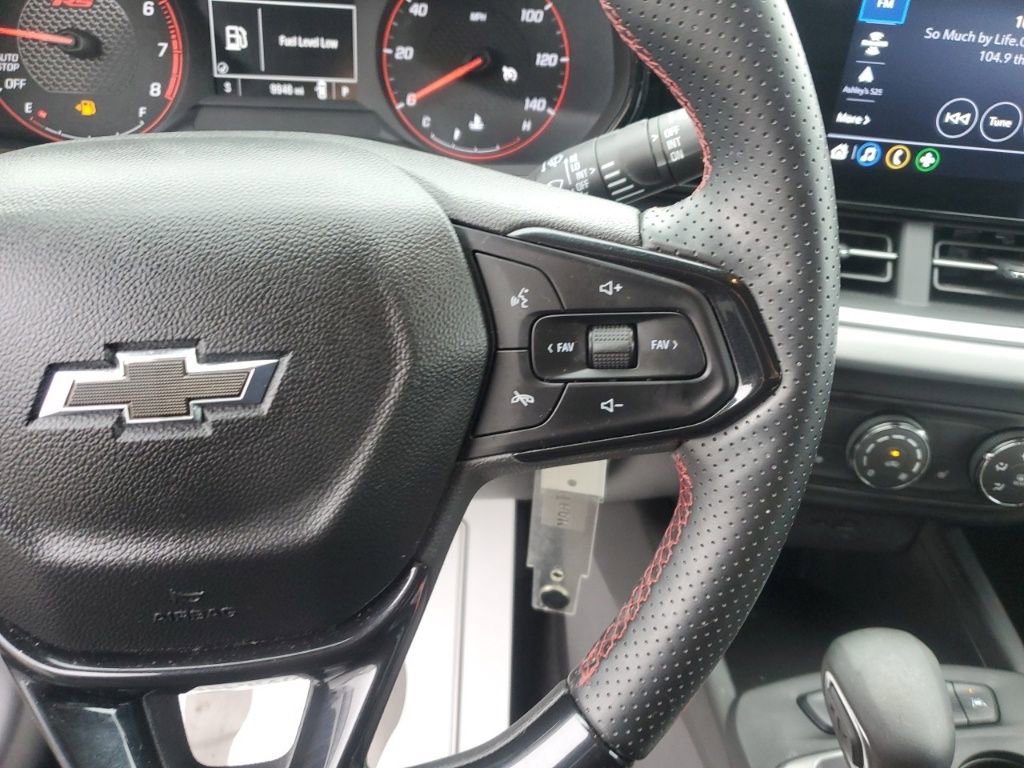 Used 2024 Chevrolet Trax RS image 18