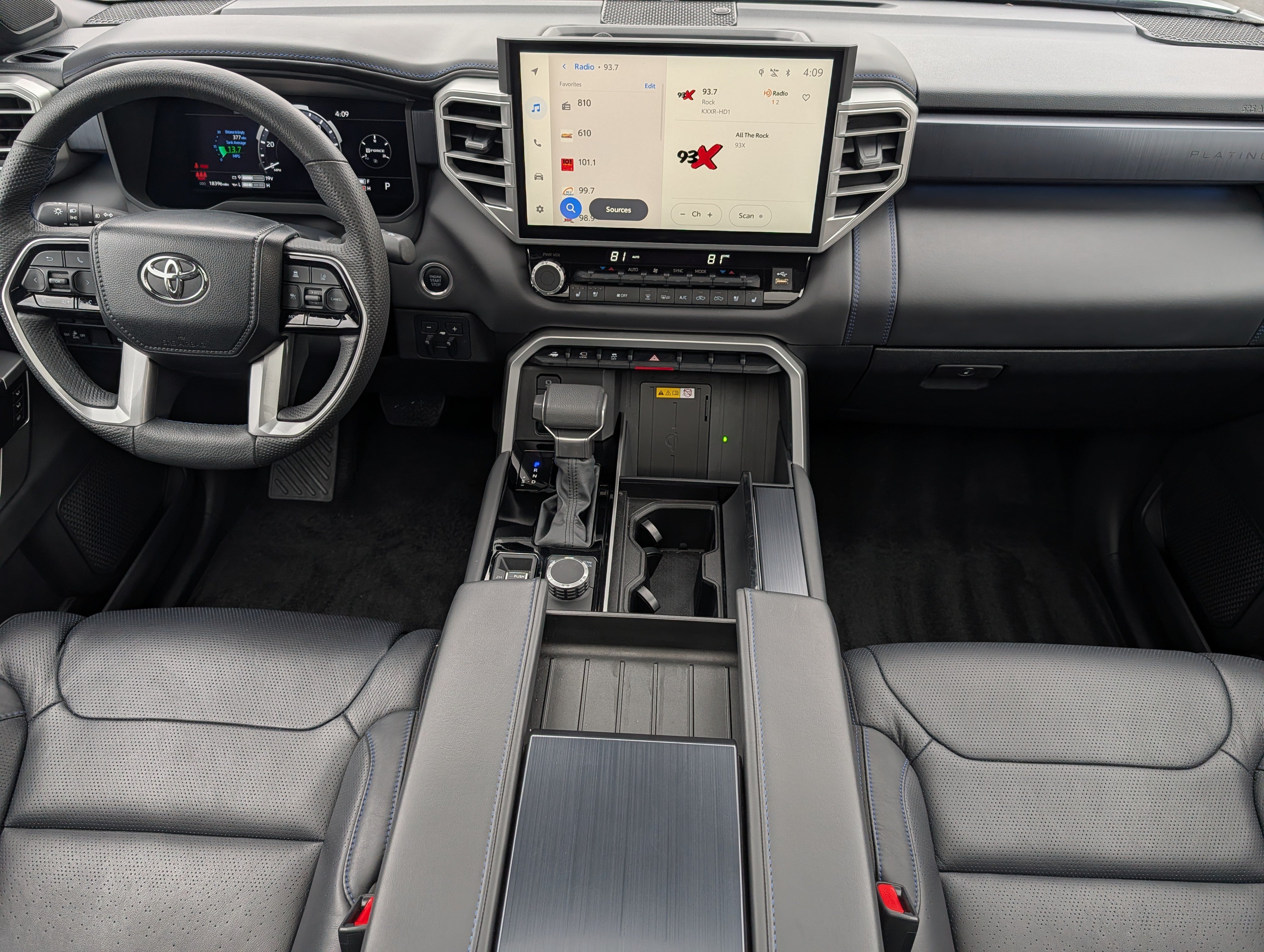 Used 2024 Toyota Tundra Platinum AWD/4WD image 9