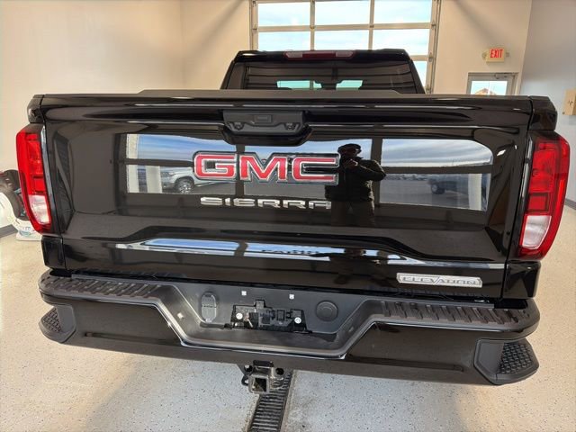 New 2026 GMC Sierra 1500 Elevation image 11