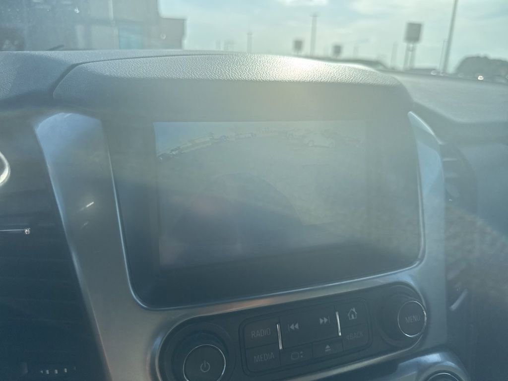 Used 2019 Chevrolet Suburban LT RWD image 18