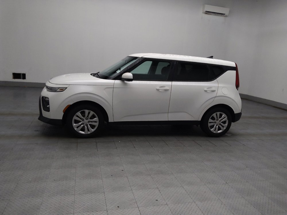 Used 2021 Kia Soul LX FWD image 2
