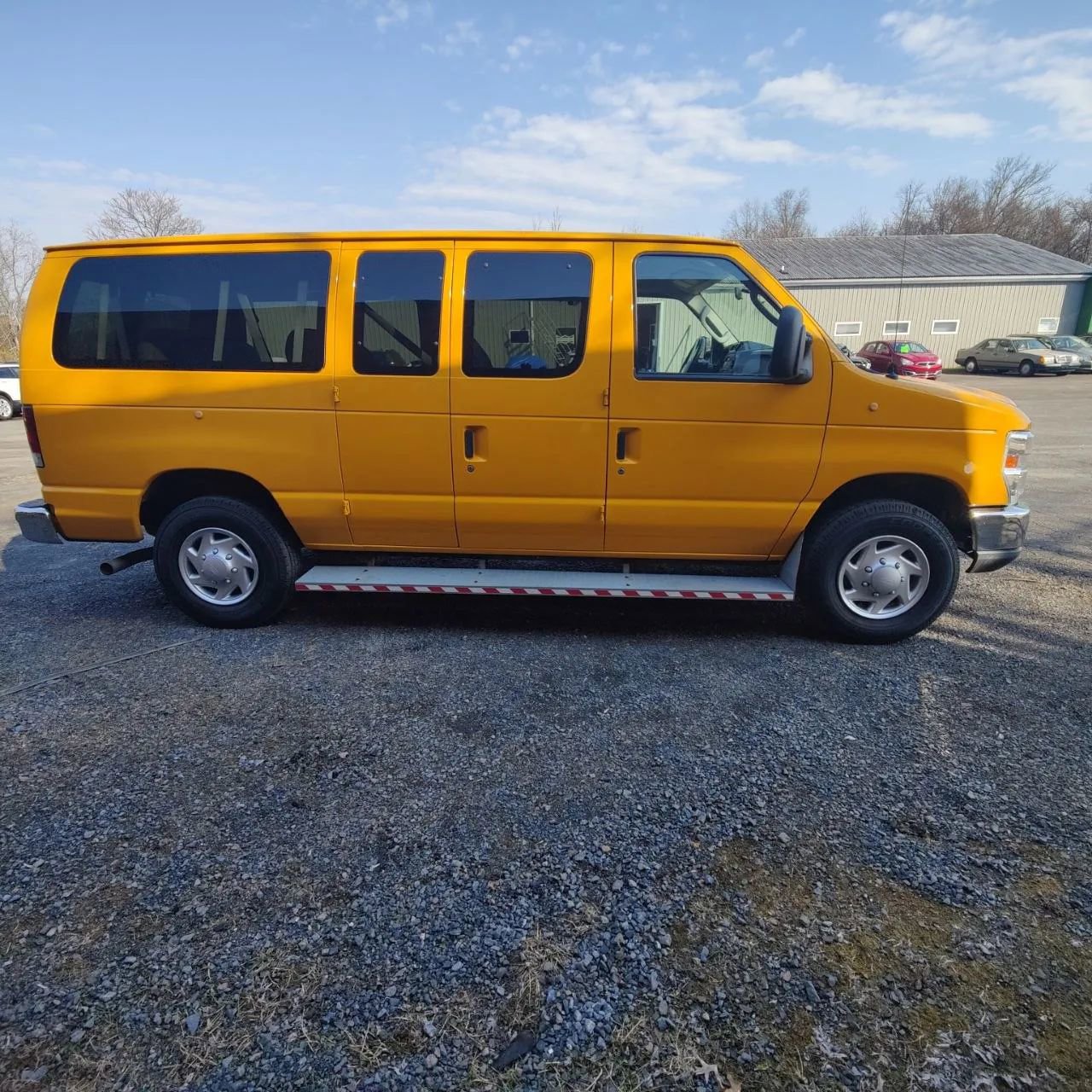 Used 2014 Ford E-250 and Econoline 250 image 7