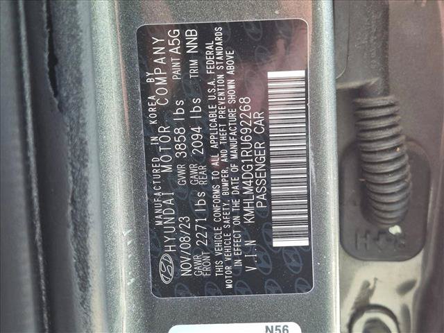 Used 2024 Hyundai Elantra SEL FWD image 14