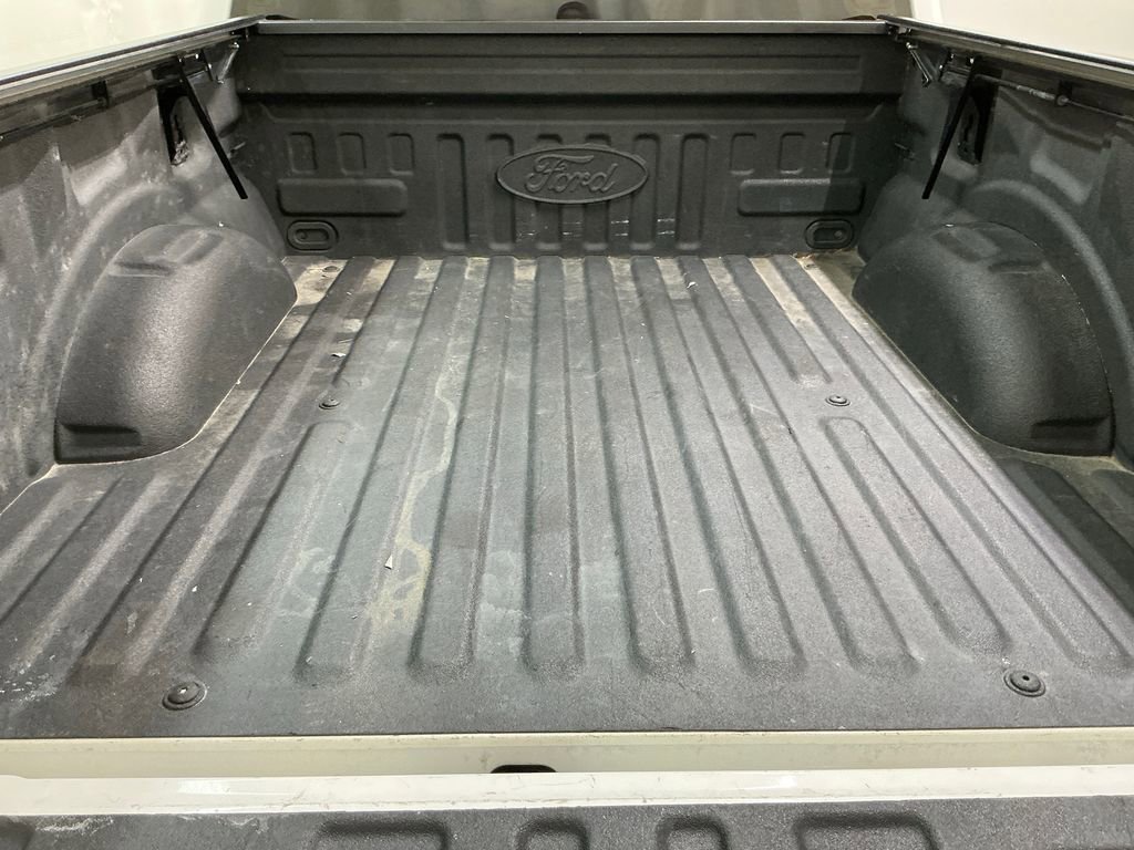 Used 2022 Ford F150 Lariat w/ Max Trailer Tow Package image 17