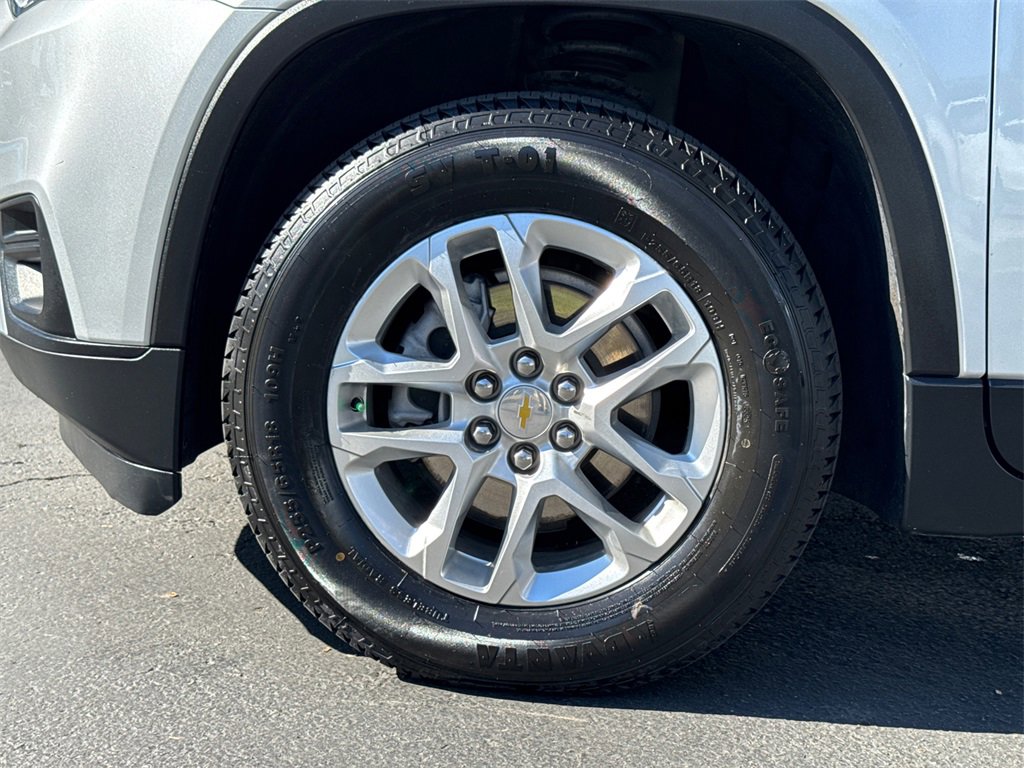 Used 2021 Chevrolet Traverse LS image 6