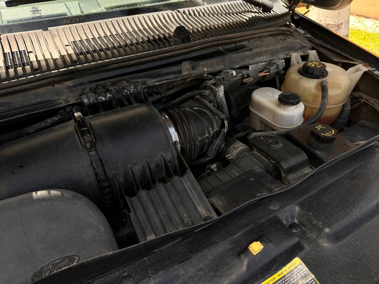 Used 2010 Ford E-350 and Econoline 350 XLT RWD image 42