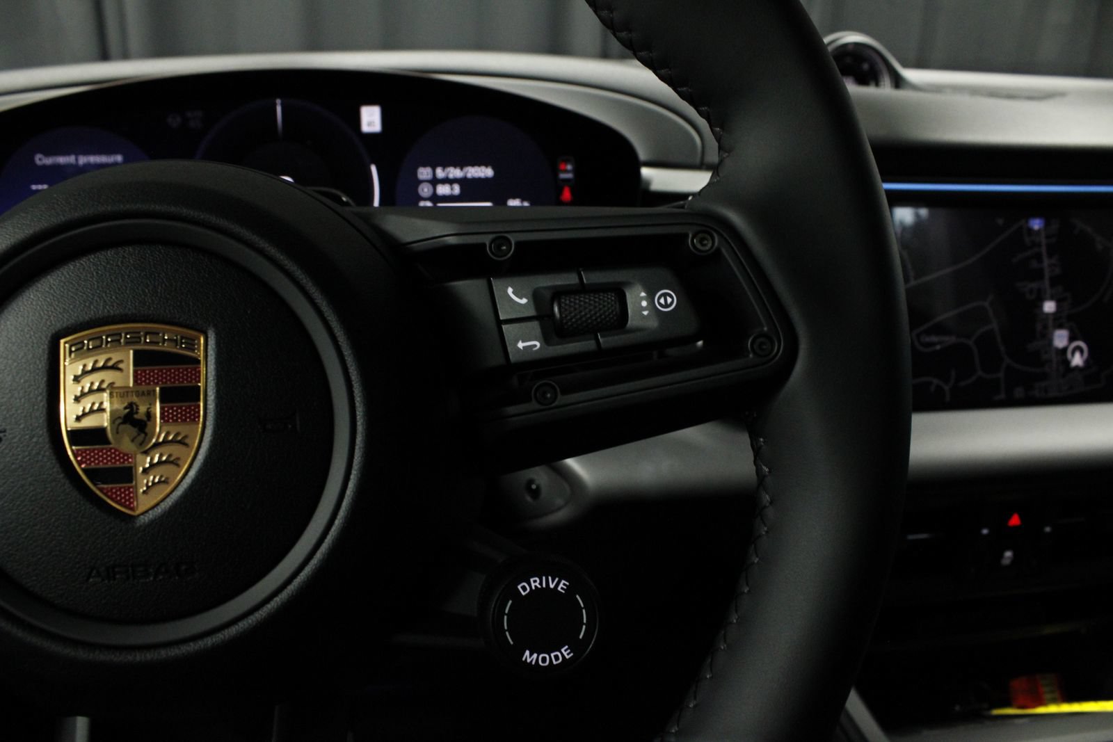 New 2026 Porsche Macan 4 Electric AWD/4WD image 26