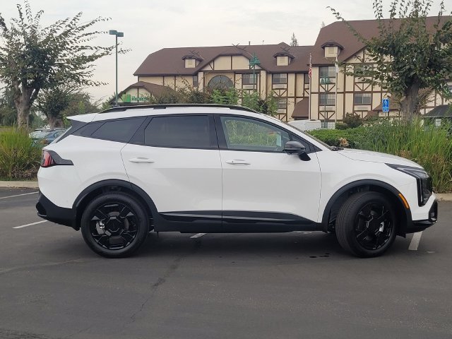New 2026 Kia Sportage X-Line w/ X-Line Technology Package AWD/4WD image 3