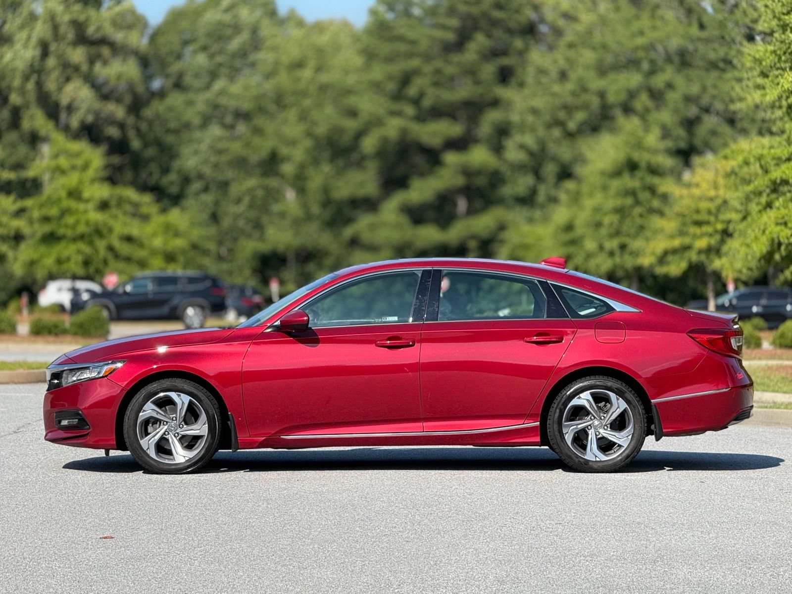 Used 2019 Honda Accord EX image 9