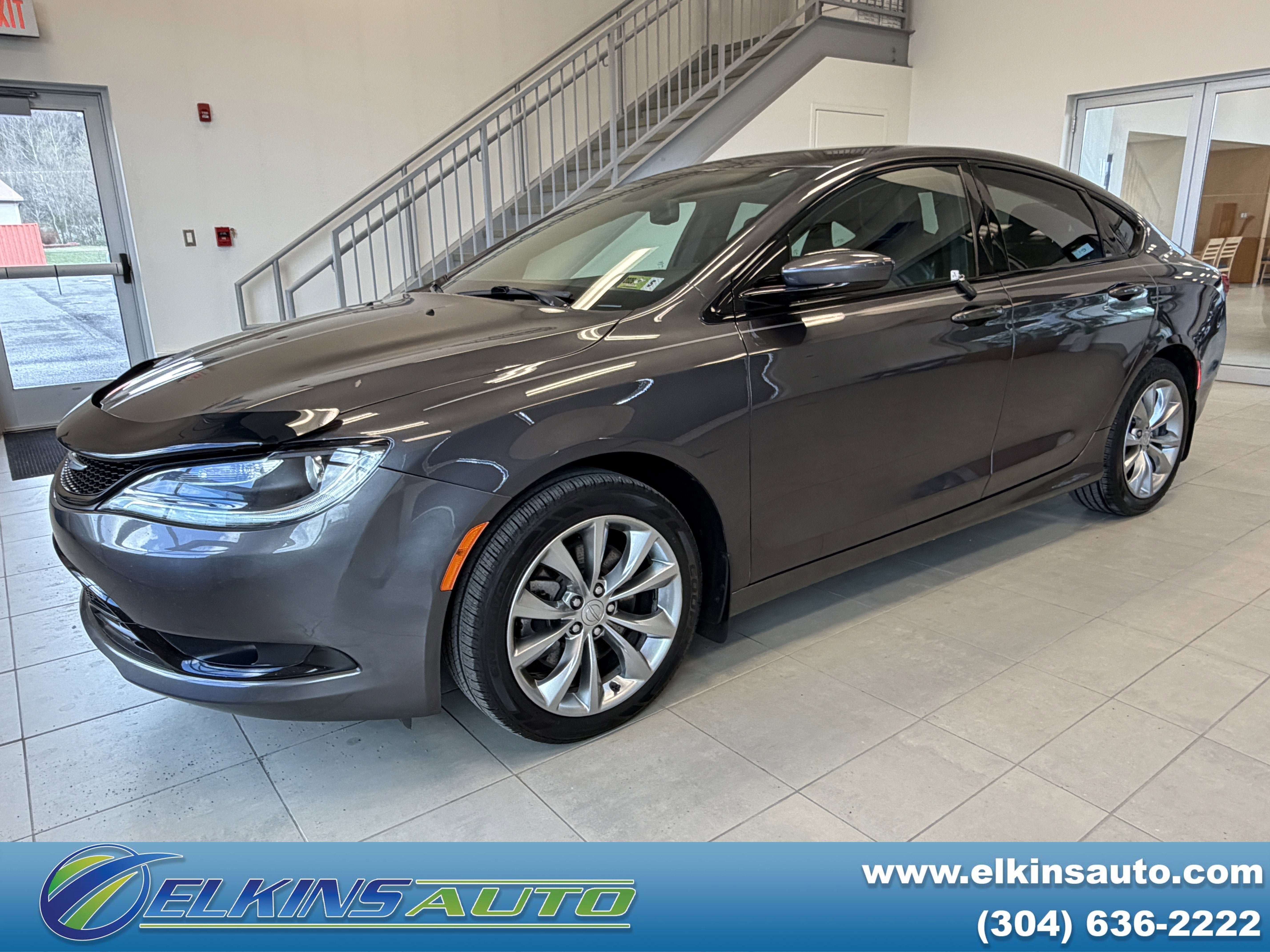 Used 2016 Chrysler 200 S w/ Comfort Group