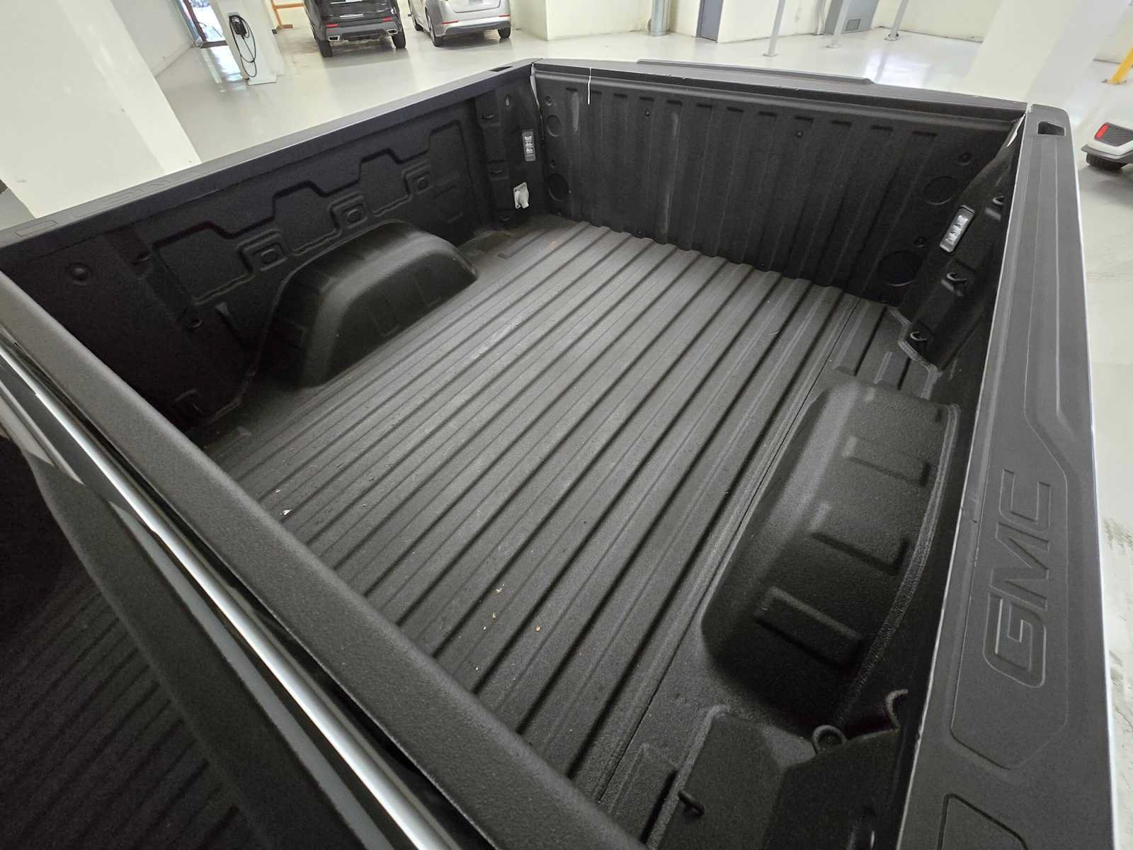 Used 2020 GMC Sierra 1500 Elevation w/ Elevation Value Package RWD image 15