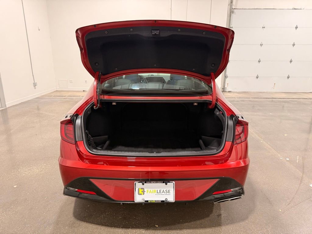 Used 2023 Hyundai Sonata SEL Plus w/ Preferred Accessory Package image 9