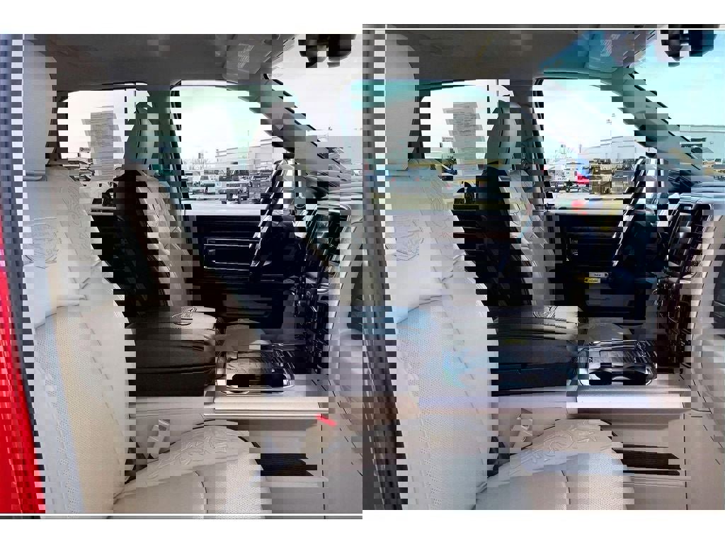 Used 2018 RAM 2500 Longhorn w/ Longhorn Southfork Package image 8